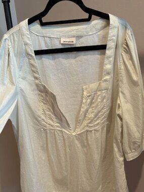 DKNY cropped iridescent blouse, cream color, size large